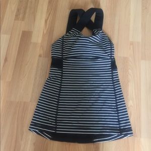 Lululemon tank top